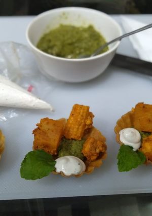 A picture of Tandoori Tarts.
