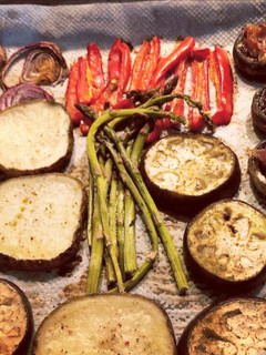 Una foto de Parrillada de verduras y pulpo