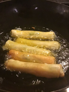 A picture of Chicken Spring Rolls.