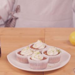 A picture of Lemon cupcakes.