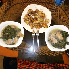 A picture of Chicken veges.