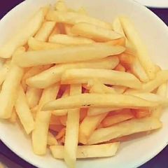 French fries A picture of French fries.