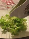 Salsa de hierbas para aderezar ensaladas
