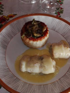 Una foto de Rollitos de rape con gambas y salsa de naranja con Thermomix