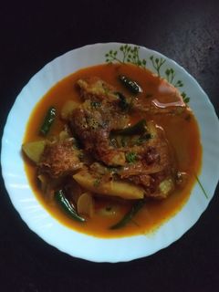 লোটে মাছের ঝোল (lote macher jhol recipe in Bengali) রেসিপির প্রধান ছবি