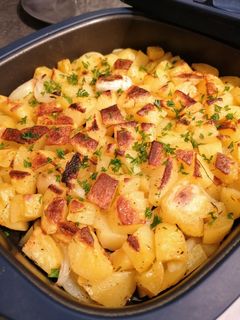 Une photo de Pommes de terre sautées ail et thym au micro-ondes