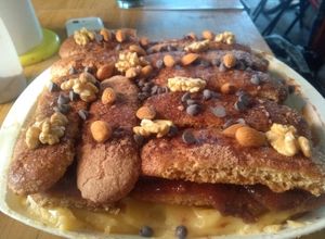 Una foto de Postre fácil "Charlotte" sin crema porque no tenía. Súper fácil y económico