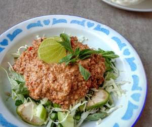 Masakan Unik Karedok Veggie Salad with Peanut Dressing Praktis Enak