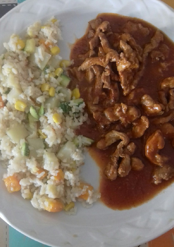 Una foto de Bistec al chipotle y puré de tomate