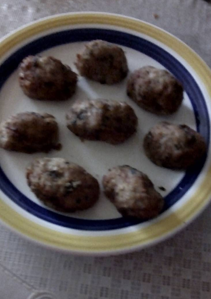 Una foto de Croquetas de pollo, champiñones y queso