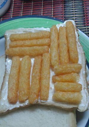 صورة لوصفة خبز التوست مع شيبس