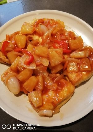 A picture of Sweet and Sour Tofu.