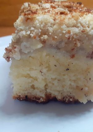 Una foto de Cuca de Banana com Farofa - Recetas Populares de Brasil