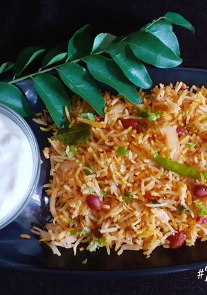 A picture of Phodnicha Bhaat.