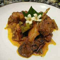 A picture of Rica rica ayam kampung.