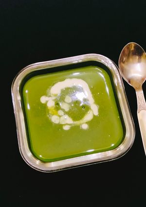 पालक का सूप(Palak ka soup recipe in Hindi) रेसिपी मुख्य फोटो