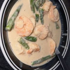 A picture of Shrimp Asparagus Alfredo.