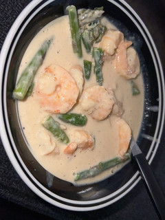 A picture of Shrimp Asparagus Alfredo.