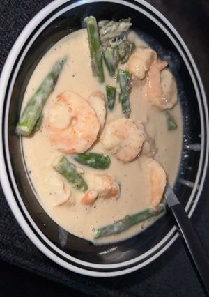 A picture of Shrimp Asparagus Alfredo.