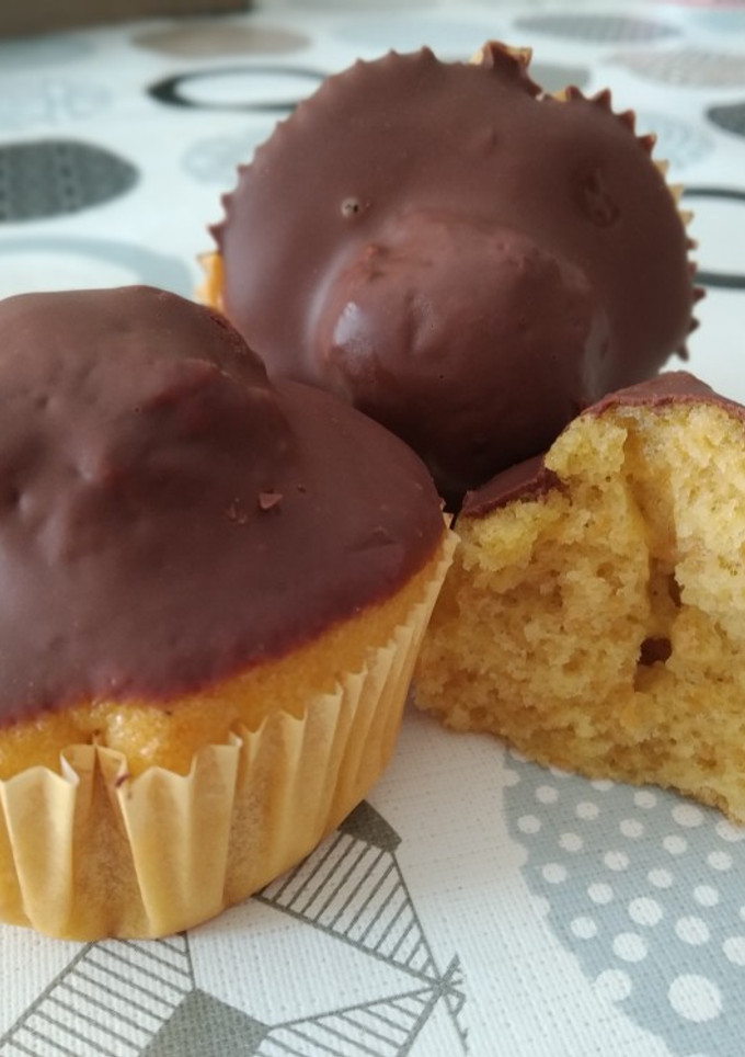 Una foto de Magdalenas de zanahoria y chocolate, con Mambo