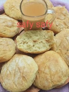 صورة لوصفة خبز السميد بالجبنة(للفطار)