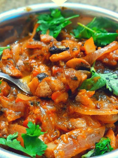 காளான் கிரேவி (Kaalaan gravy recipe in tamil) செய்முறை முக்கிய புகைப்படம்