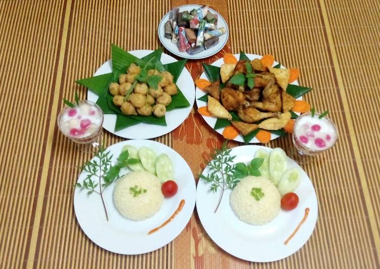 Nasi Ayam special begedel... Ala' resep YulieA'lik