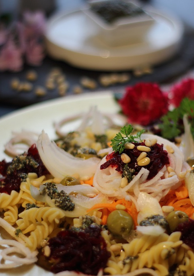 Una foto de Ensalada de Pasta Vegana a la Genovesa