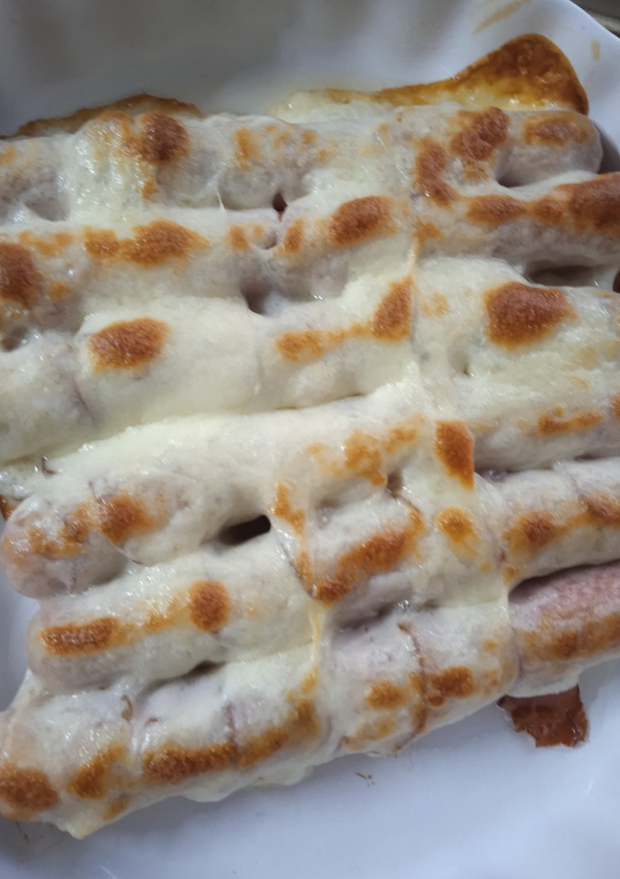 Una foto de Panchos con panceta y muzzarella 💣