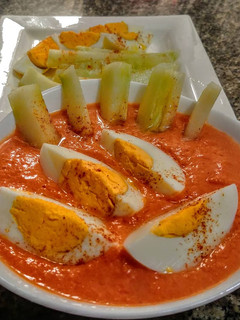 Una foto de GAZPACHO🍅🥒🌶️Con Melón.. !