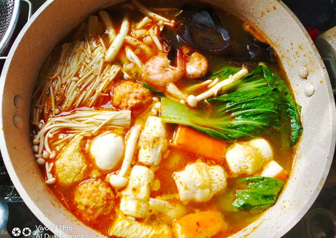 Shabu-shabu kuah tomyam