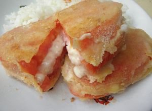 Una foto de Sandwich tibio de tomate