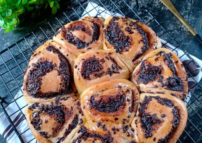 How to Make Delicious Choco roll bread