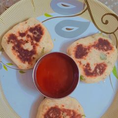 A picture of Pizza paratha.