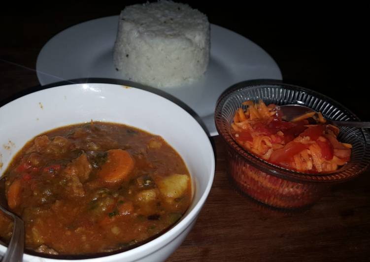 Simple Way to Prepare Super Quick Homemade Beef curry with red and green peppers