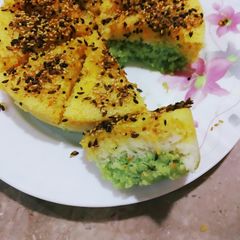 A picture of Tiringi suji oats cake.