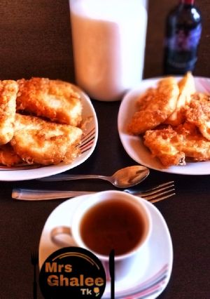 A picture of Golden yam with black tea.