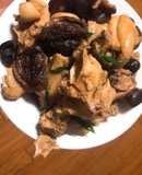 Gà kho nấm hương