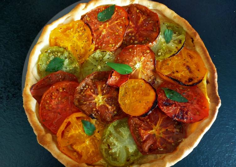 Comment Servir Tarte à la tomate colorée