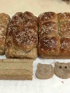 湯種法 ～ 黑糖黑芝麻面包 的食譜成品照片
