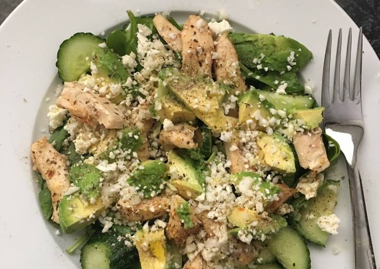 Step-by-Step Guide to Make Award-winning Healthy Chicken and Spinach Salad