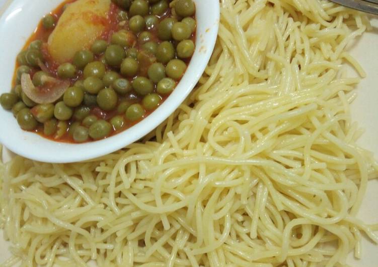 Easiest Way to Make Super Quick Homemade Spaghetti and peas stew