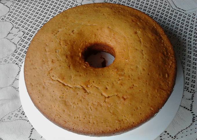 Torta esponjosa de vainilla y limón Receta de Marierbys - Cookpad
