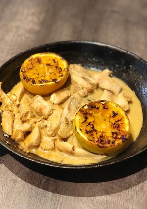 Una foto de Pollo a la naranja 🍊