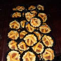 A picture of Nastar Keranjang Lumer.