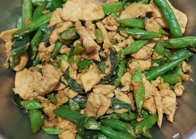 Ayam Kemanggi/ chicken basil