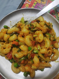 मैकरॉनी (macaroni recipe in Hindi) रेसिपी मुख्य फोटो