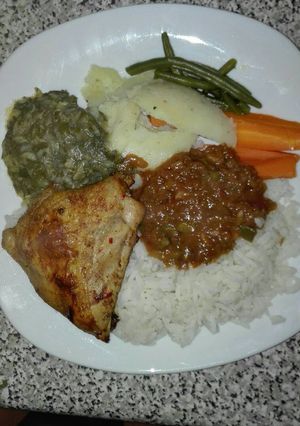 A picture of Spinach and tomato relish.