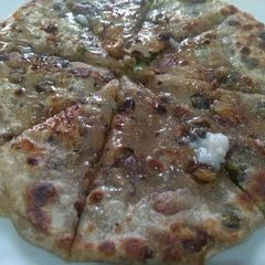 A picture of Mixed Sprouts Parantha.
