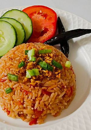 รูปของ "ข้าวส้ม" Tomato Fried Rice 🍅🍚🧄🌶️